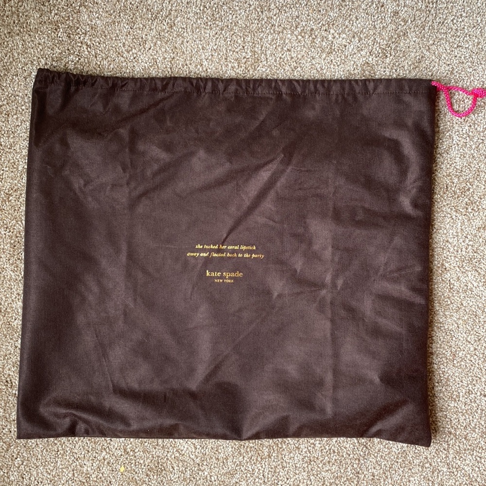 Kate Spade Finley Cobble Hill - Picture 14 of 16